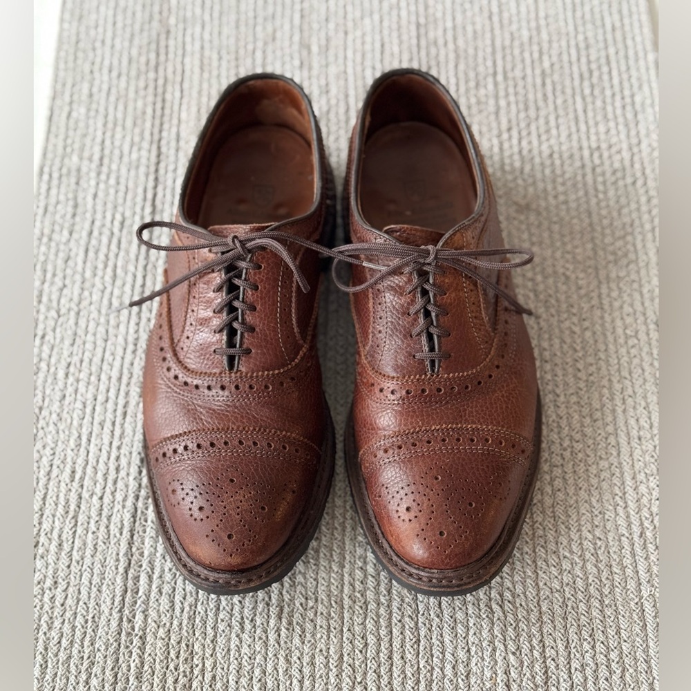 Allen Edmonds Kiowa Dark Brown Perforated Leather Oxford Dress Shoes Size 8.5